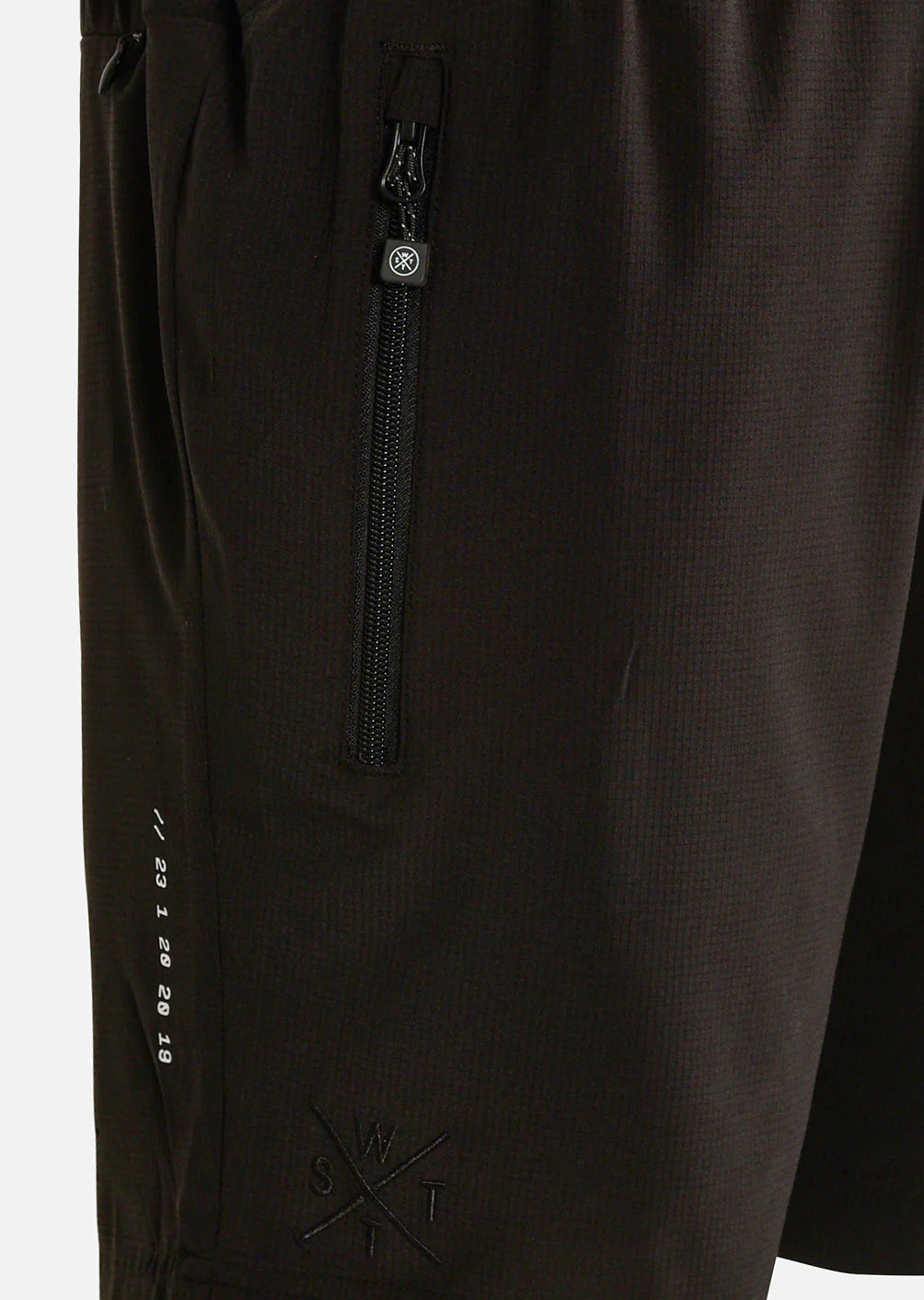 Short de sport technique pour Hommes NATAS Watts - YOGA SPIRIT