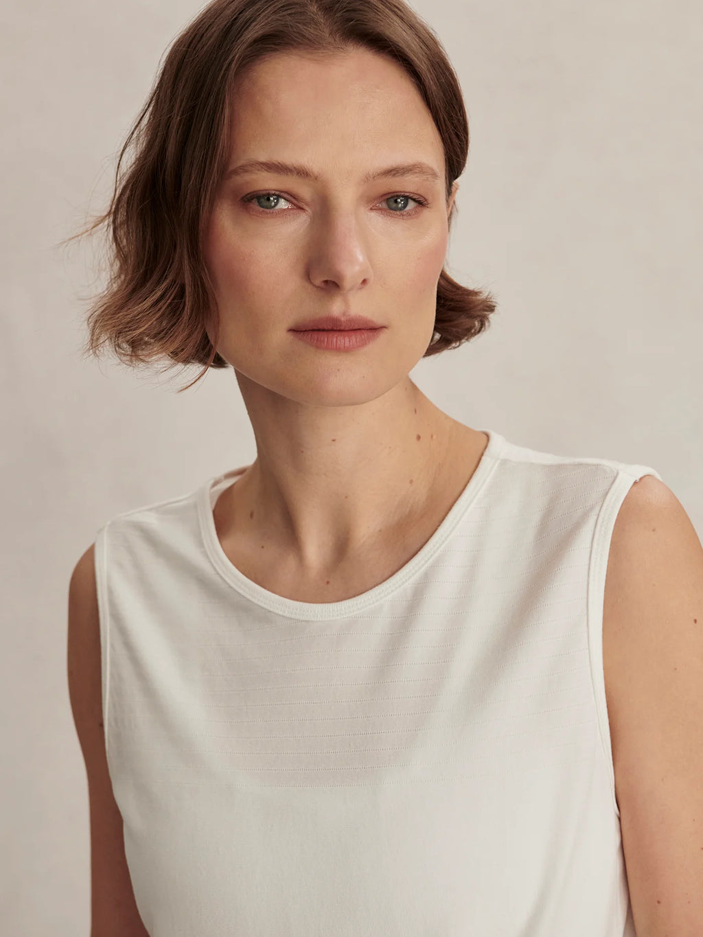 Débardeur NOLAN Seamless longline – douceur naturelle et allure active - YOGA SPIRIT