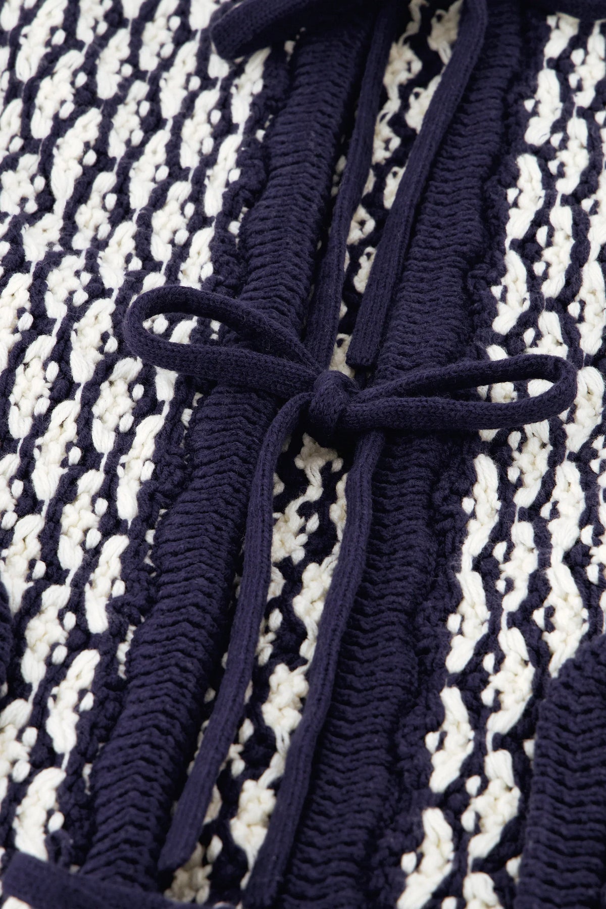 BALOU Cardigan, Cosy White & Navy Blue