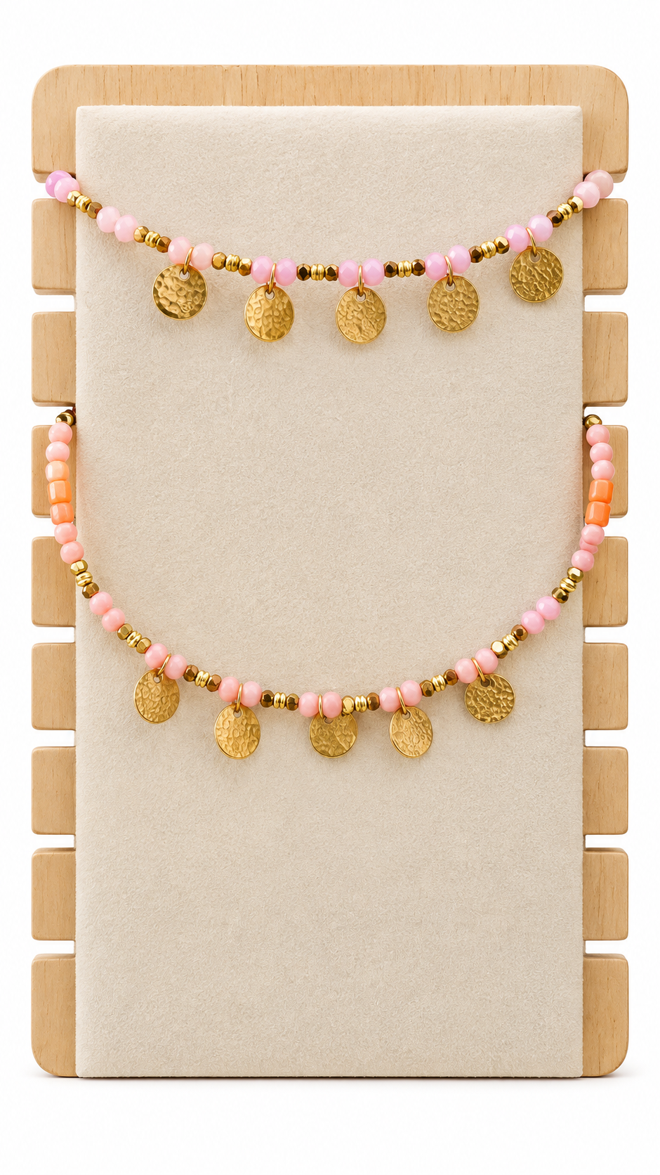 Chaînes de cheville perles et médailles dorées