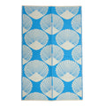 Tapis décoratif bleu motif coquillages en plastique recyclé – 120 × 180 cm - YOGA SPIRIT