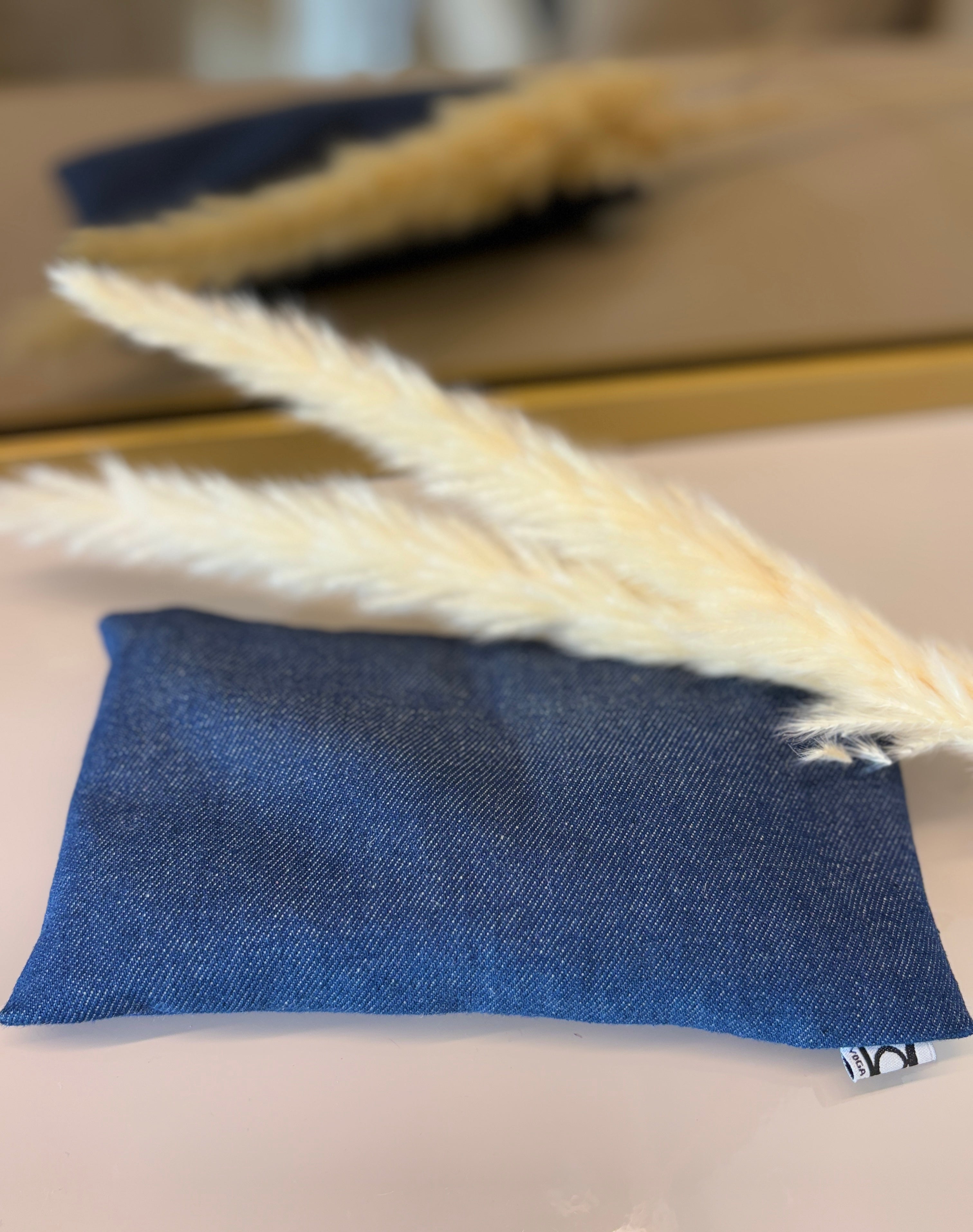 Coussin eye pillow made in Maurice - YOGA SPIRIT