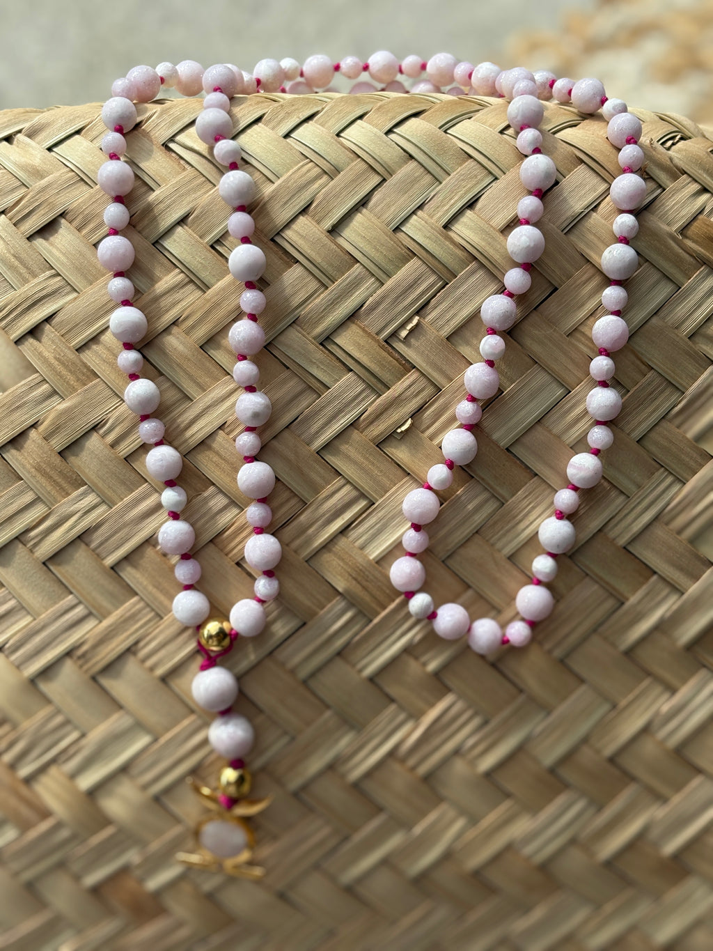 Mala SPIRIT – 108 perles en cire d’abeille et pendentif doré à l’or 24 carats - YOGA SPIRIT