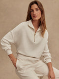 Sweat OMEGA ivoire à demi-zip – coupe oversize et confort moderne