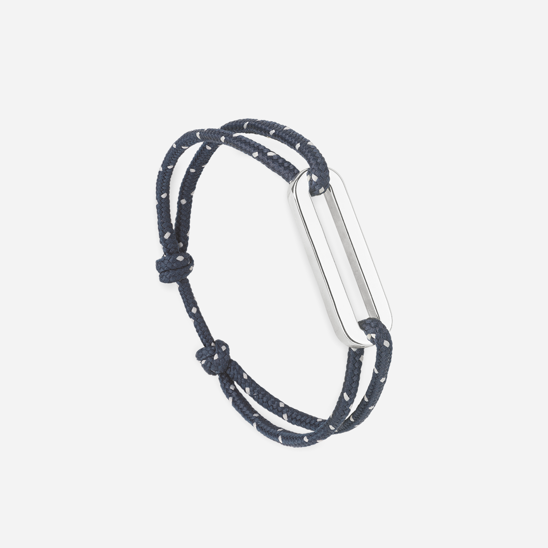 Bleu nuit moucheté blanc