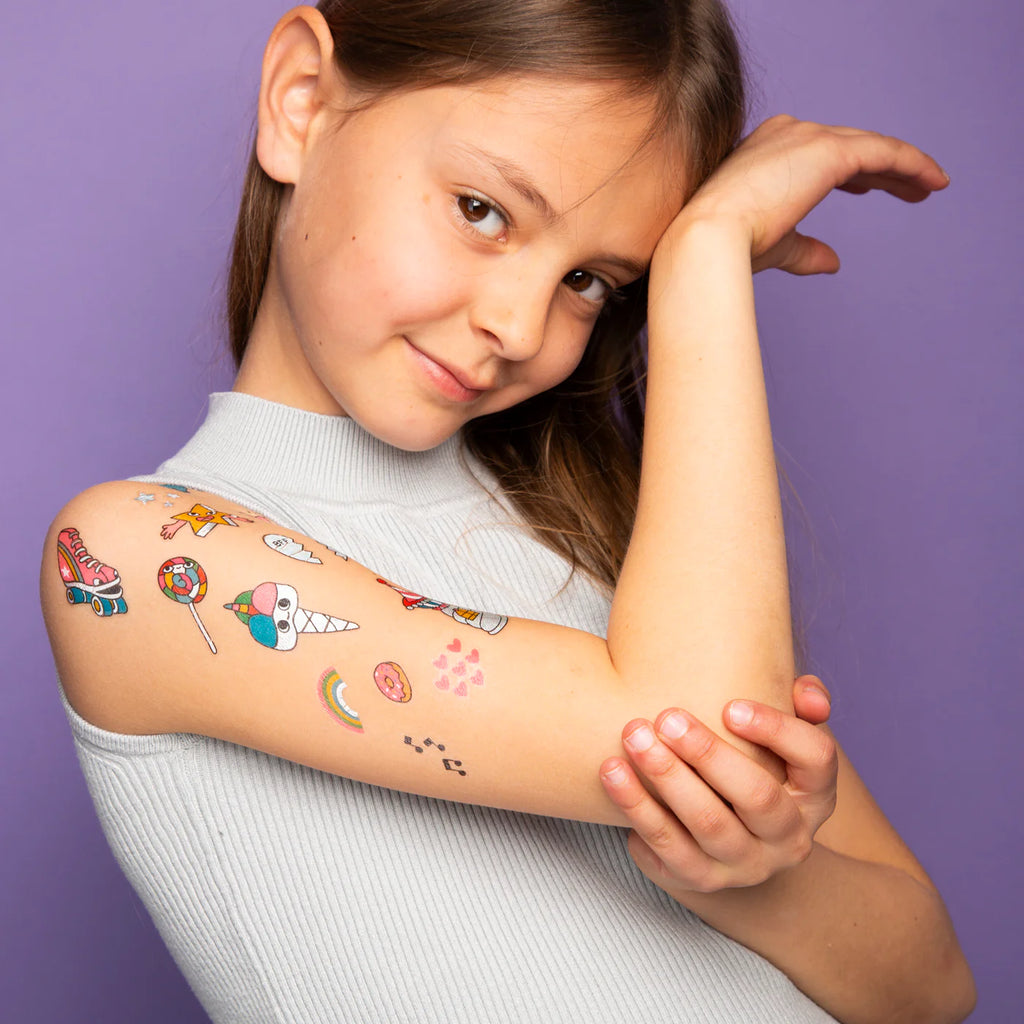 Tattoos fluo & dorés – Lily la Licorne ! - YOGA SPIRIT
