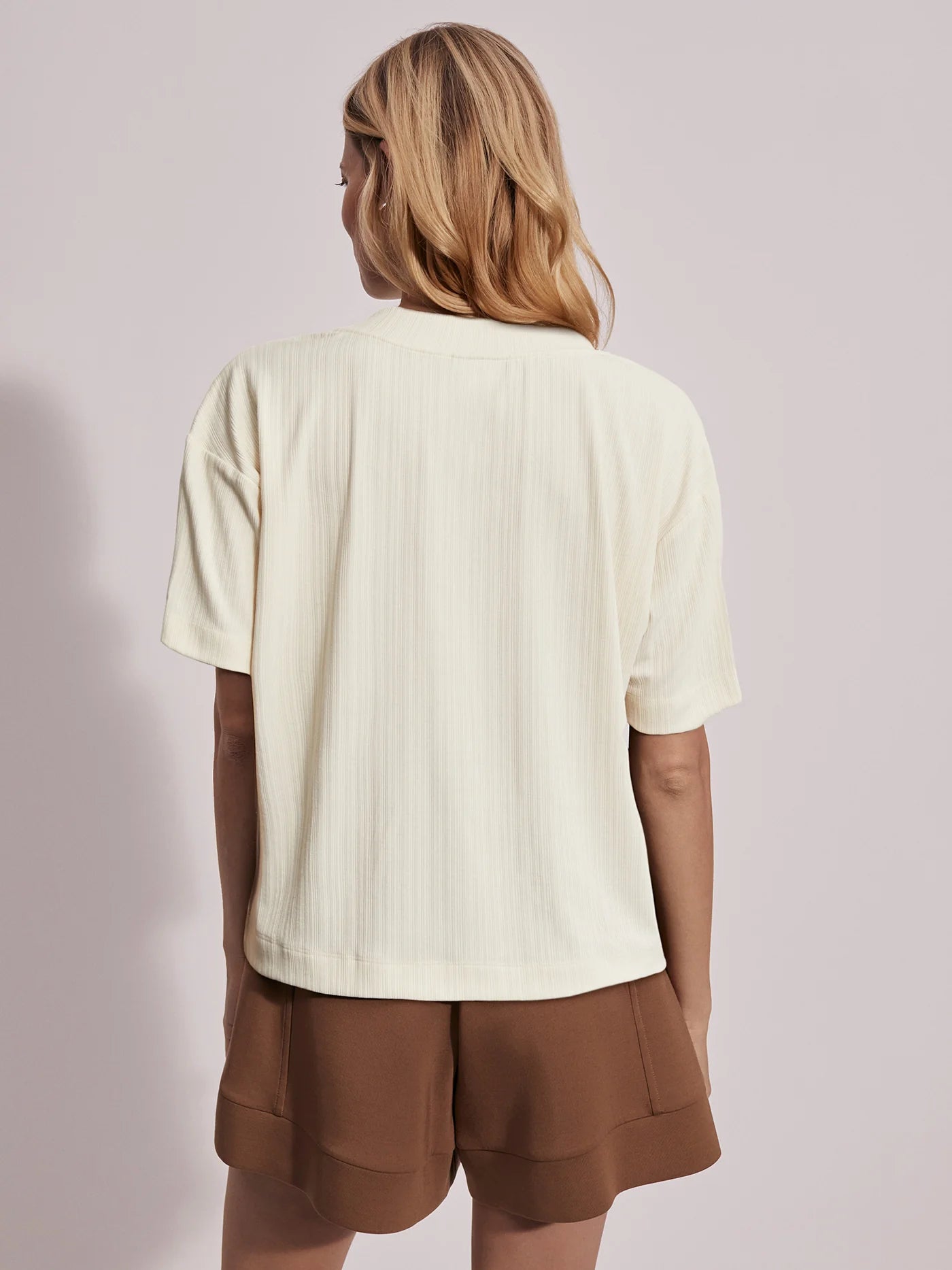 T-shirt ZENITH ivoire – maille côtelée et confort décontracté - YOGA SPIRIT