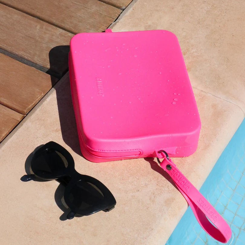 Pochette GISELA neon pink fluo – accessoire pratique et stylé - YOGA SPIRIT