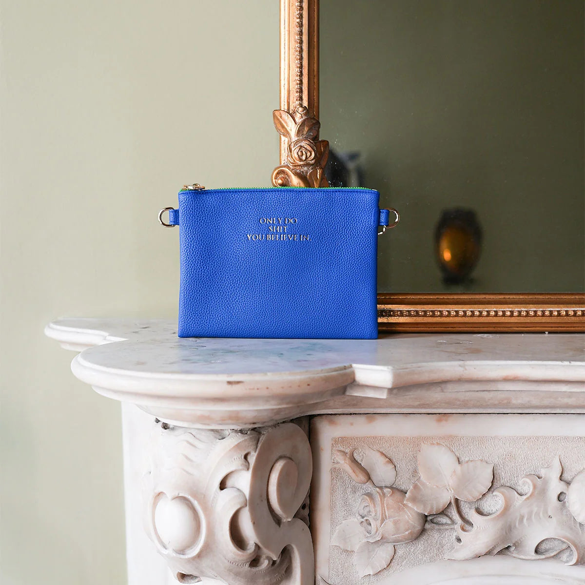 Pochette et lanière LIA